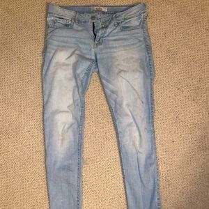 Light wash Hollister jeans